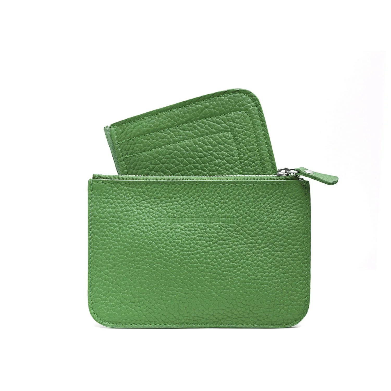 Le portefeuille en cuir vert coquelicot est doté d'une pochette zippée et d'une section légèrement ouverte, révélant élégamment son compartiment intérieur - un mélange parfait de style et de fonctionnalité dans ce porte-monnaie chic.