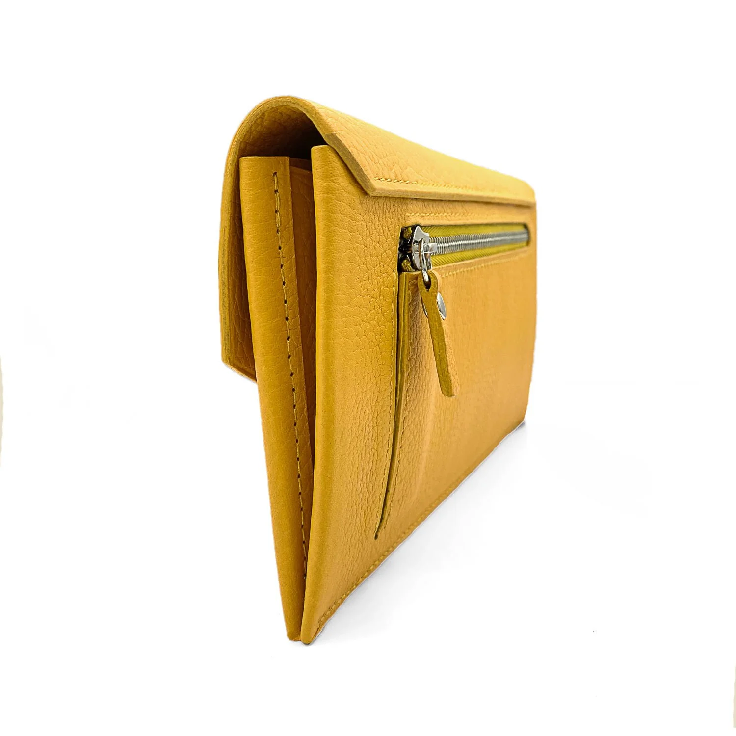 Un portefeuille en cuir jaune avec une poche zippée visible sur le côté.