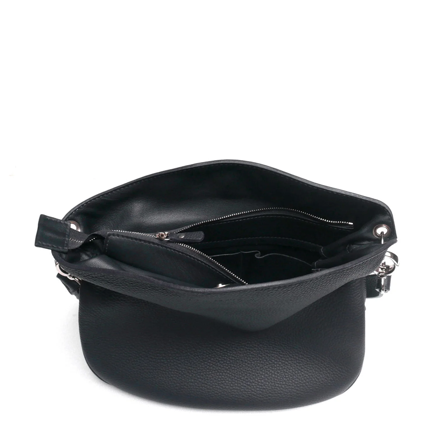 Sac à bandoulière en cuir noir avec un dessus ouvert, révélant un compartiment principal et une poche intérieure zippée.